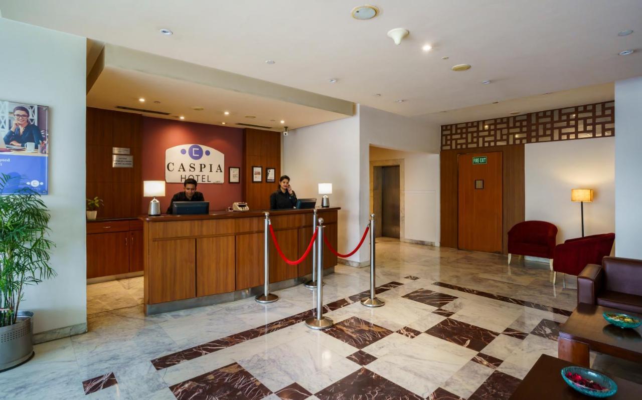 Caspia Hotel New Delhi Kültér fotó