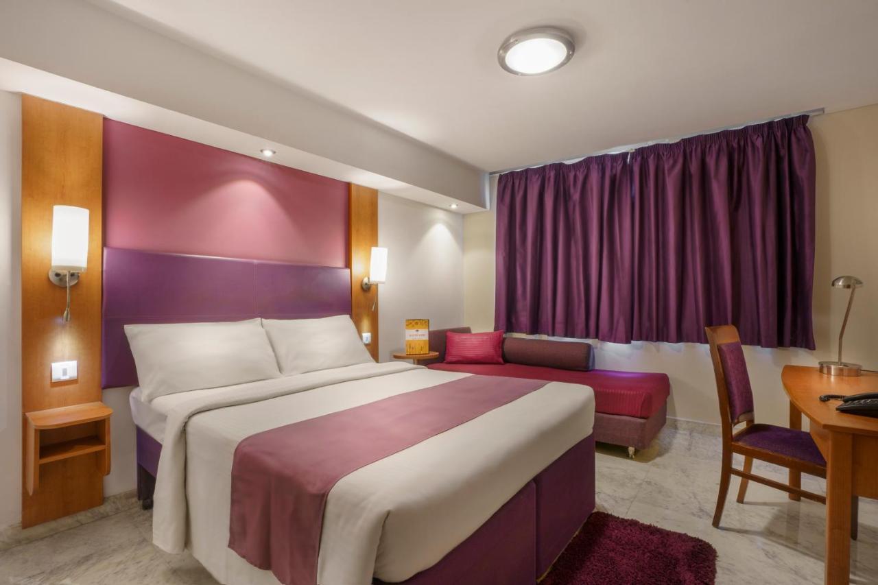 Caspia Hotel New Delhi Kültér fotó