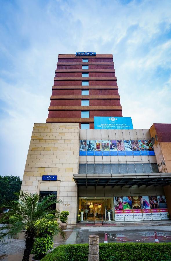 Caspia Hotel New Delhi Kültér fotó
