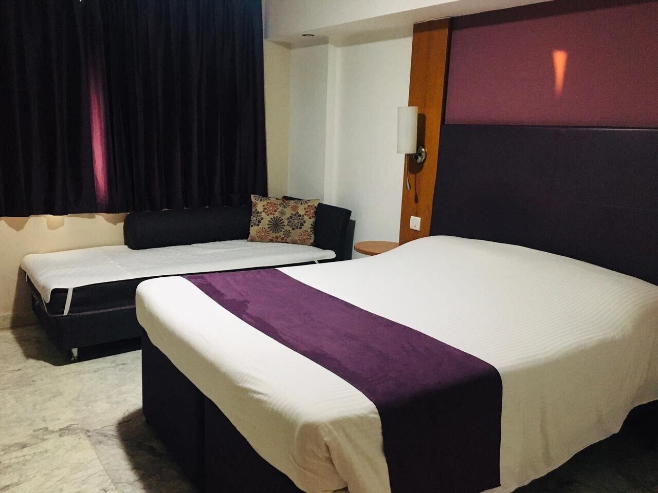 Caspia Hotel New Delhi Kültér fotó